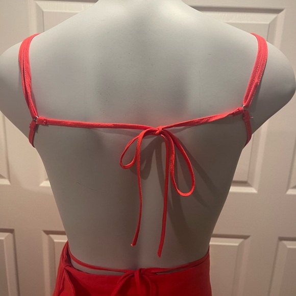 Red Flower 3 Piece Skirt Set - Picture 3 of 3